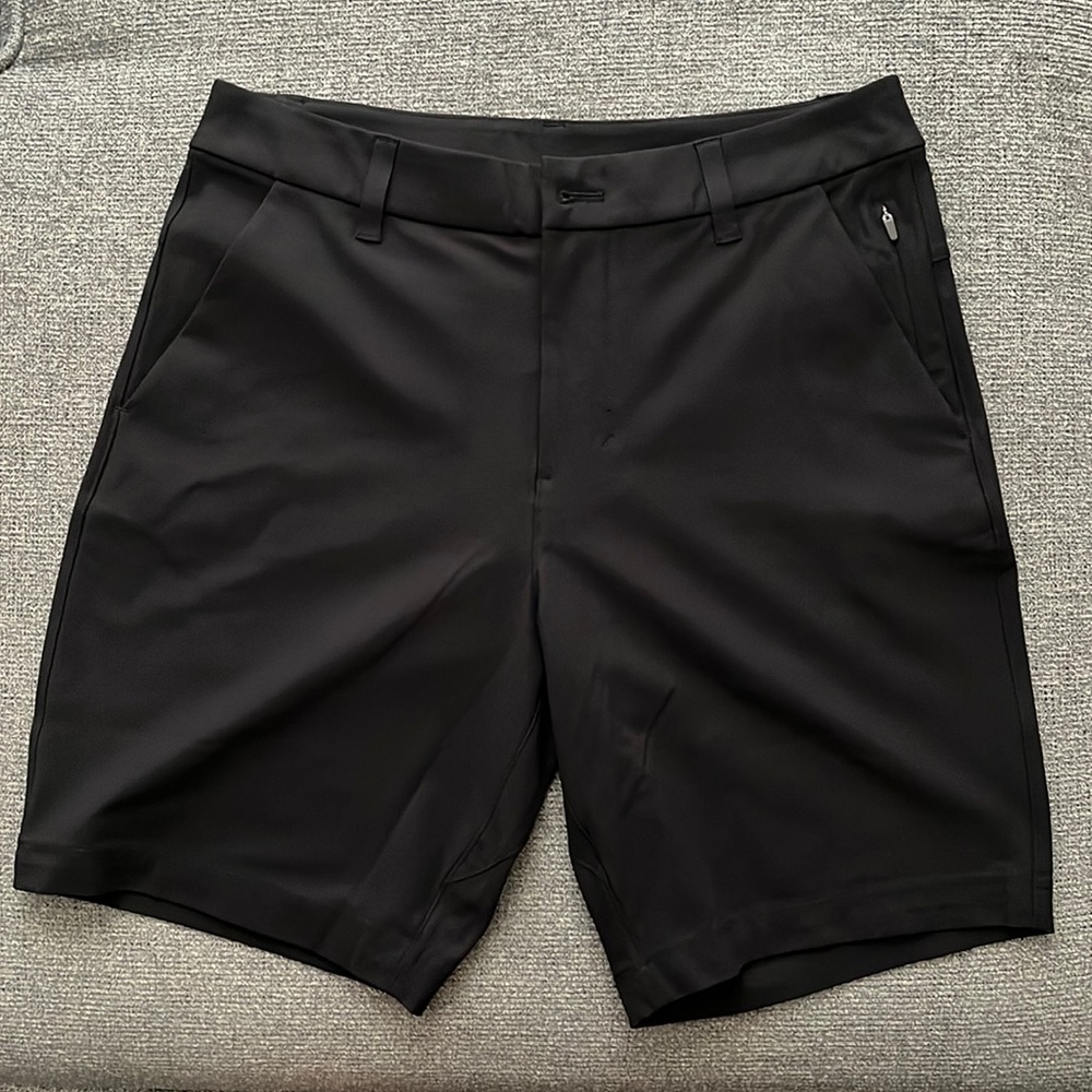 Lululemon Commission Classic Fit Short 9” Warpstreme